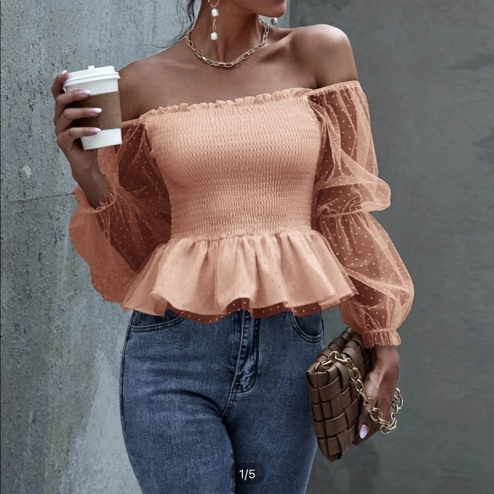 Off shoulder peplum top